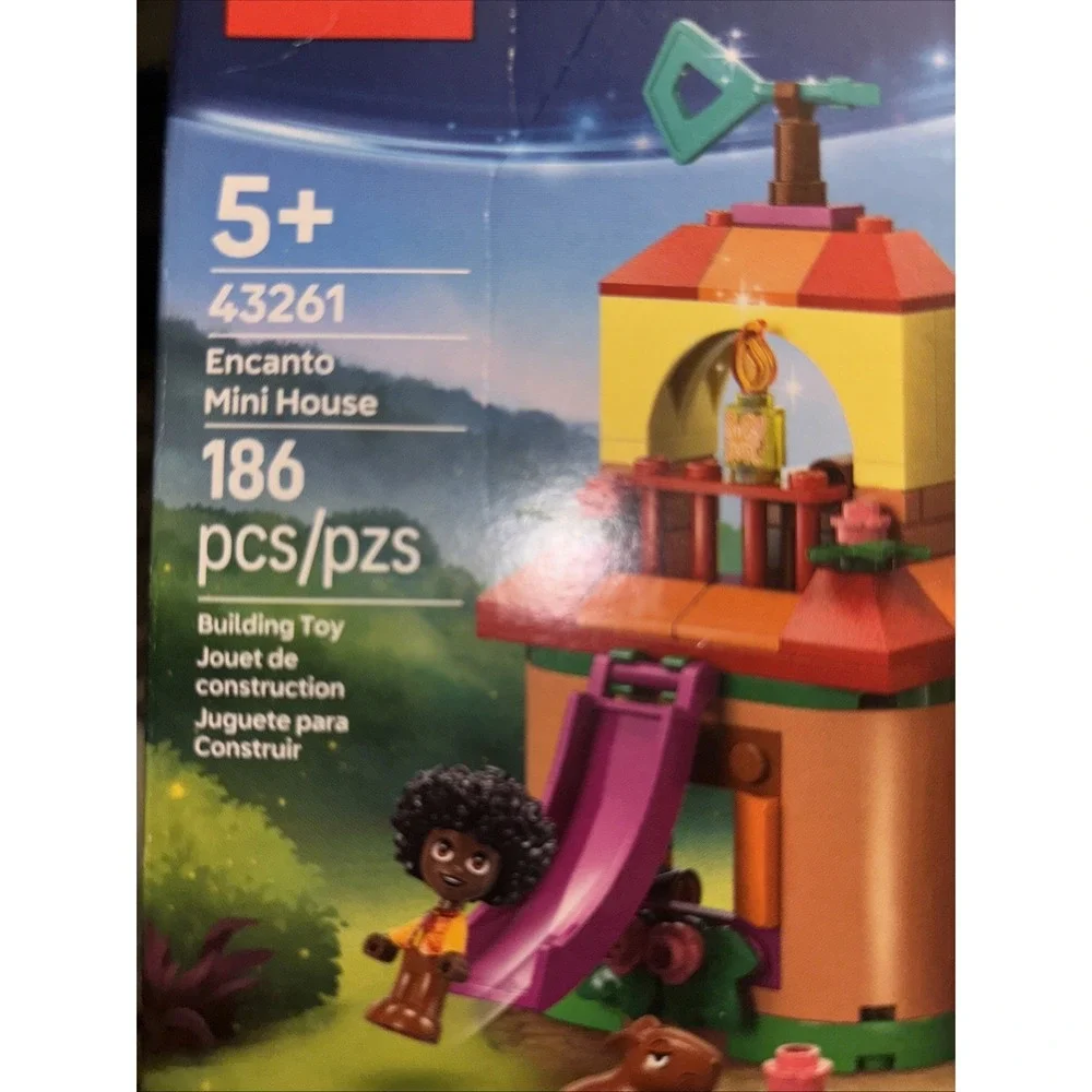 LEGO Disney: Encanto Mini House (43261)